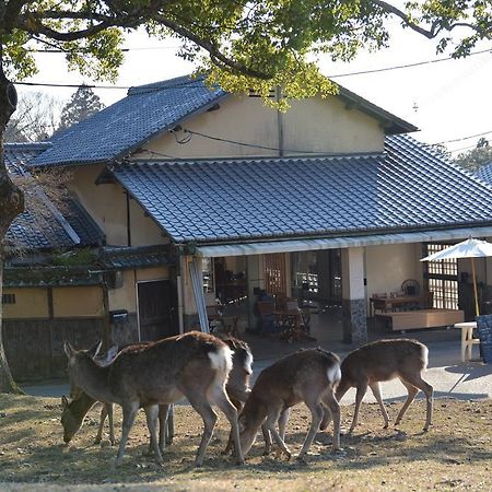 The Deer Park Inn Nara Esterno foto