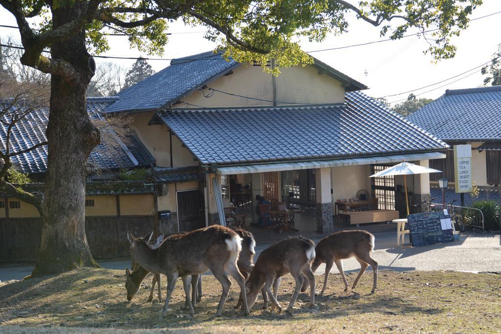 The Deer Park Inn Nara Esterno foto